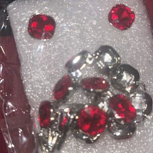 Nwt Red glass bracelet n matching earrings in silver tone